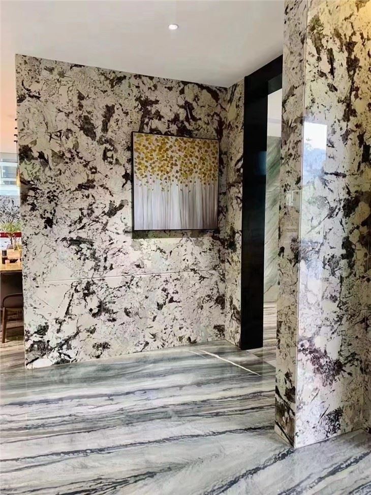 natural quartzite wall tile